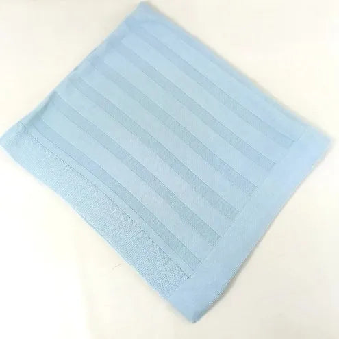 Manta De Tricô Avulsa Básica

                                                                        Azul Salina